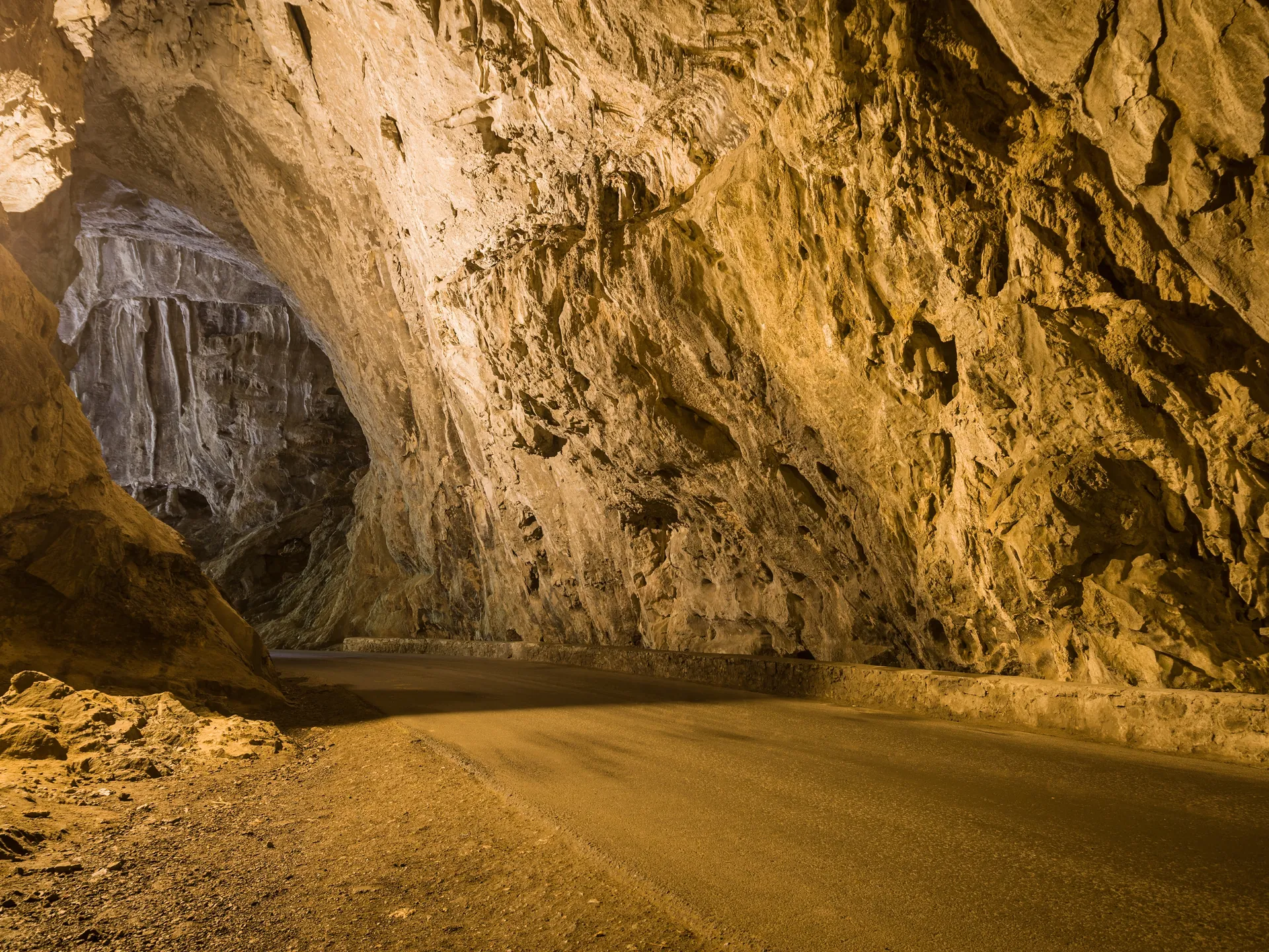 la cuevona
