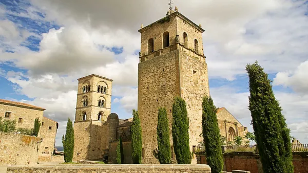 excursión Santa Maria Guadalupe Trujillo desde Cáceres Extremadura