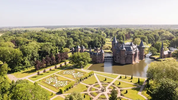 vista aérea Castillo de Haar Haarzuilens Utrecht Países Bajos
