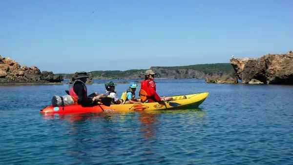 excursión Kayak Playas isla Colom Sa Torreta Snorkel alquiler Canoa alquiler Kayak Es Grau Baleares Menorca