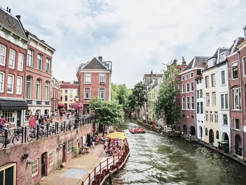 Oudegracht canales del centro de Utrecht Holanda Países bajos