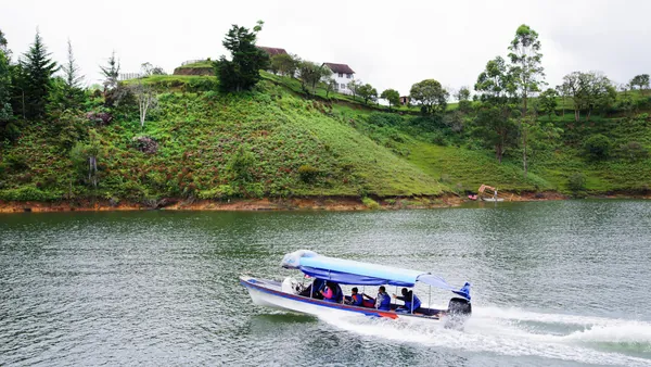 Embalse Guatape en barco