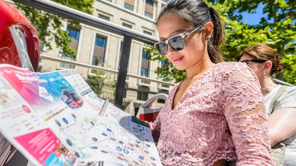 Explora los iconos de Barcelona con las rutas del autobús turístico