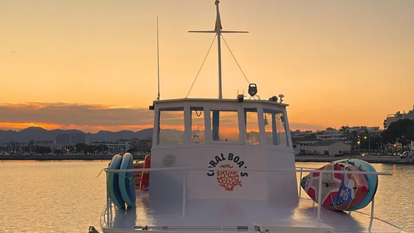 Preciosa imagen de la bahía de Alcudia desde el barco
