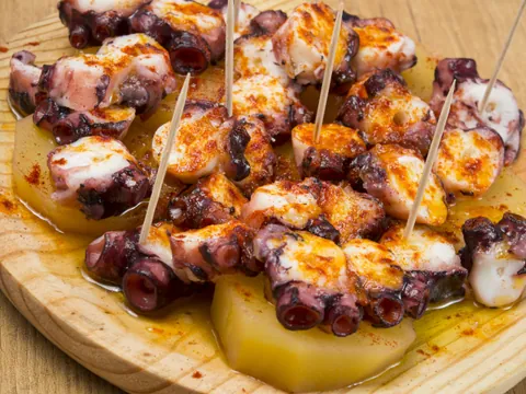 Pulpo a Feira de Santiago de Compostela-santiago de compostela donde comer