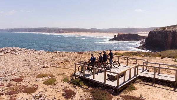tour Mountain Bike Pedralva alquiler Bicicleta Carrapateira MTB Algarve