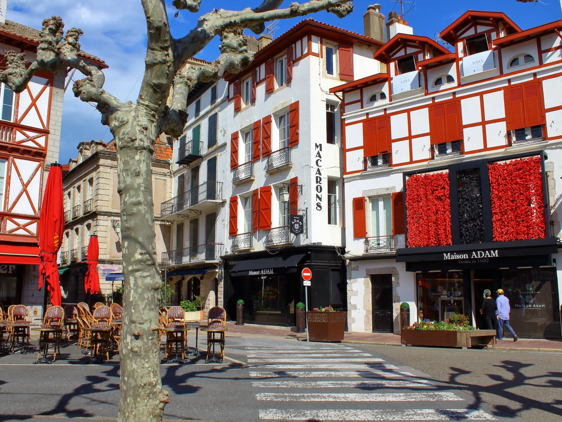 downtown san juan de luz