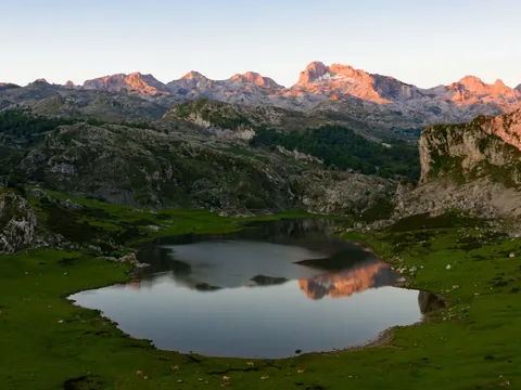 Excursión a los Lagos de Covadonga en Asturias con buendía
