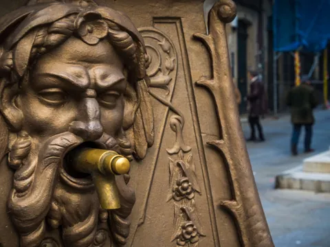 free tour nocturno Pontevedra Secretos leyendas visita guiada gratuita Galicia