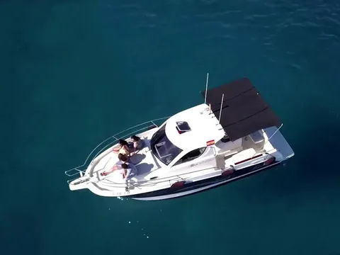 paseo Yate Calas Cabo Gata Carboneras Almería alquiler Yate alquiler barco Cala Corral