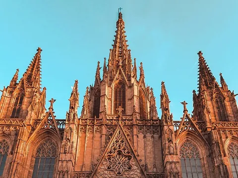 Fachada y pináculos de la Catedral de Barcelona