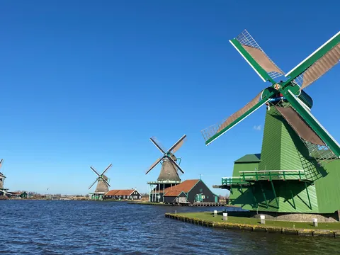 Excursión privada a los molinos de Zaanse Schans, Edam, Volendam y Marken