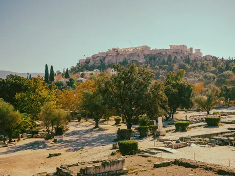 Vista de la Acrópolis de Atenas desde el Ágora