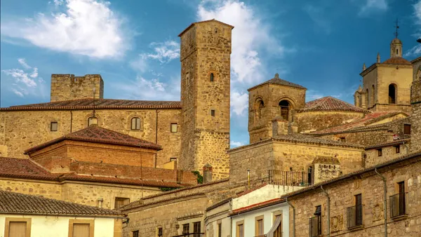 tour a Pie Trujillo Tres culturas Extremadura