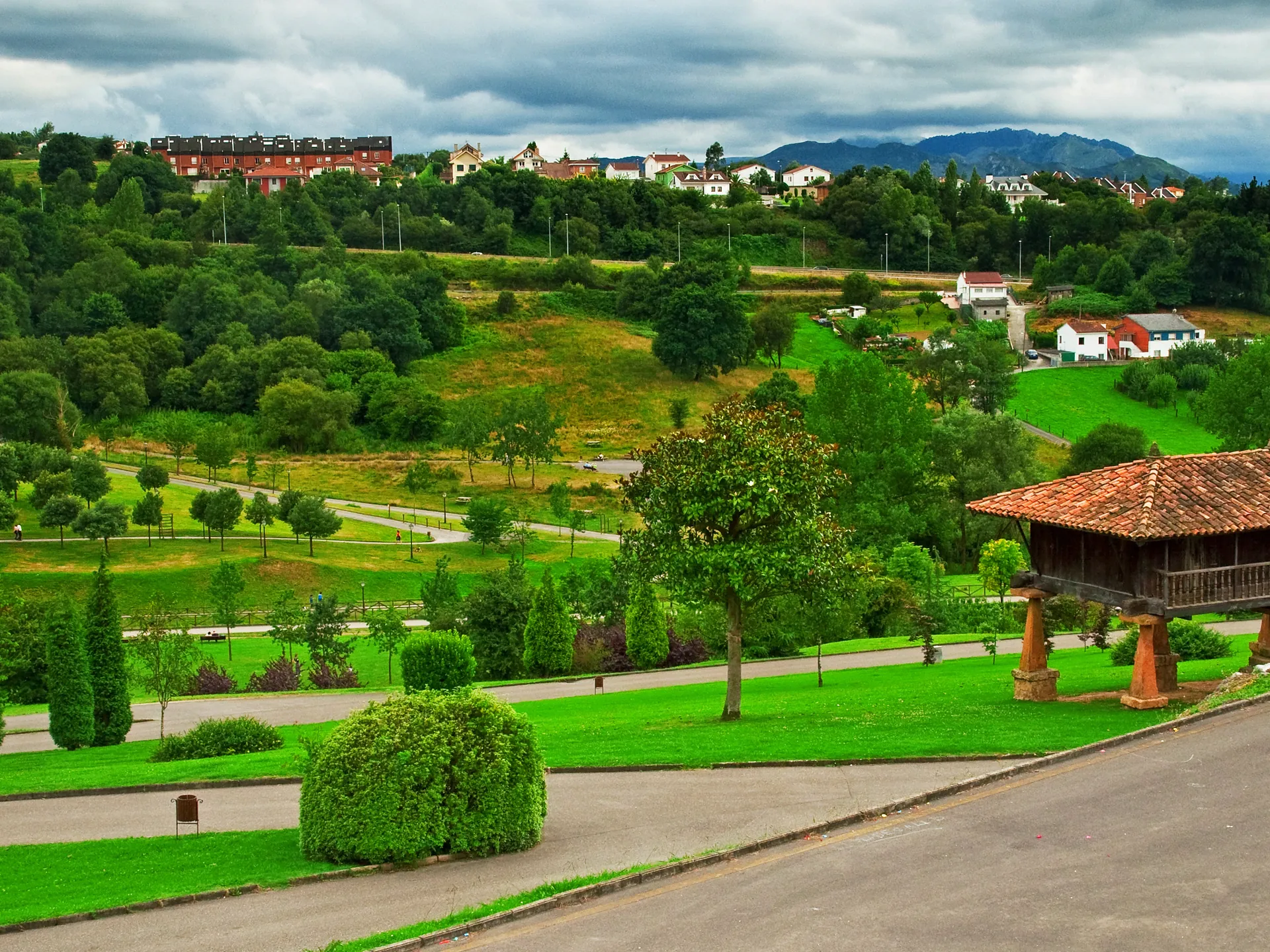 Hórreo en el Parque de Invierno de Oviedo