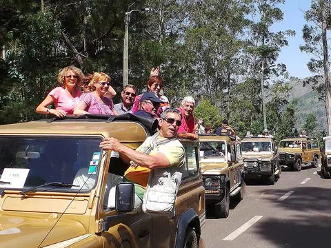 excursión 4x4 Madeira Funchal Acantilados Valles Degustacion Vino Skywalk