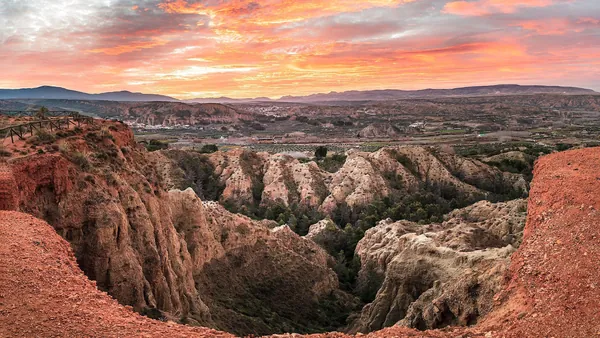 Montañas excursión al Geoparque de Granada