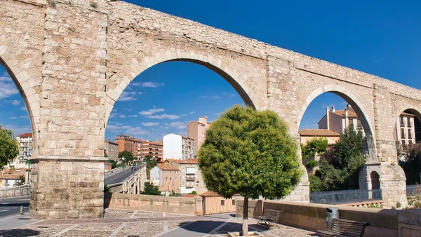 free tour Teruel Imprescindible visita guiada gratuita Acueducto gratis Aragon
