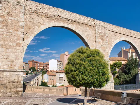 free tour Teruel Imprescindible visita guiada gratuita Acueducto gratis Aragon