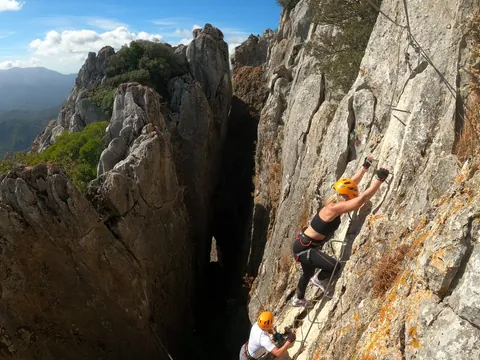 via ferrata benalauria malaga