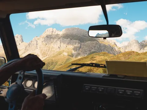 Excursión en 4x4 por los Picos de Europa y Ruta del Cares desde Caín de Valdeón