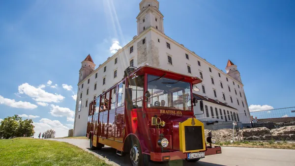 En el Castillo de Bratislava se realizará una parada y dispondrás de tiempo libre.