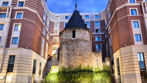 Torre Negra de Bruselas, el lugar perfecto para descubrir los misterios de la ciudad.