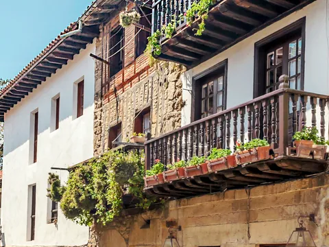 Free tour Santillana del Mar Imprescindible