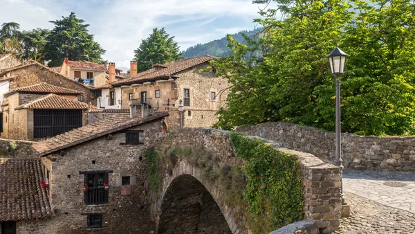 Puente de San Cayetano en Potes, Cantabria
