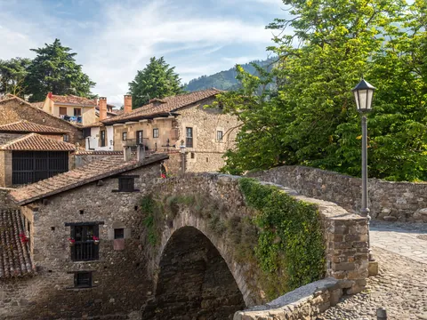 Puente de San Cayetano en Potes, Cantabria