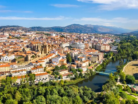Plasencia vista Aerea tour Pie