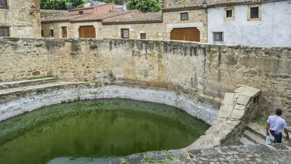 Ruta Completa Trujillo con entradas visita guiada Aljibes Cáceres Extremadura Buendía tours