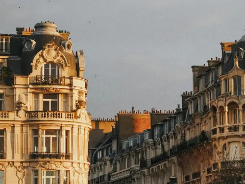 Edificios de estilo Haussmann en París