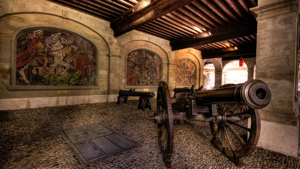 visita-guiada-ginebra_en-español_viejo-arsenal_suiza_buendia.jpg