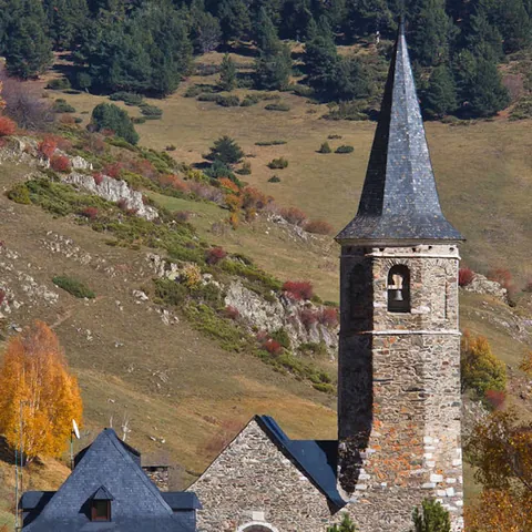 Santuario Madre de Dieu de Montgarri - Qué ver en Baqueira Beret - Guía de viajes - Montgarri - Buendía