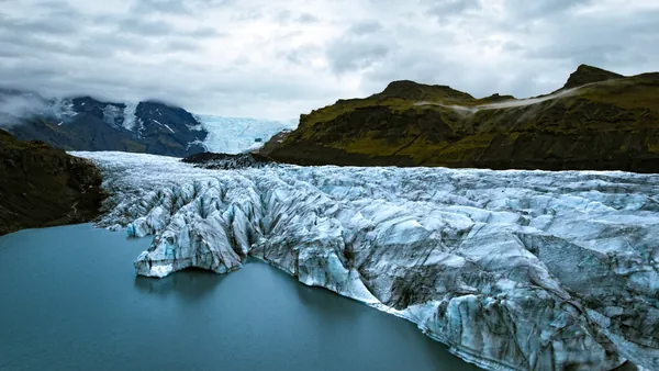 glaciar-Solheimajokull-islandia-excursion-Reikiavik.jpg