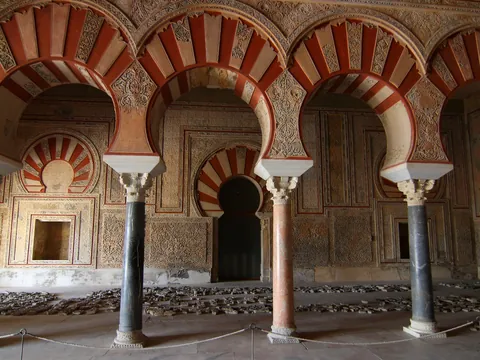 visita guiada Medina Azahara entradas Transporte Conjunto Arqueologico Córdoba