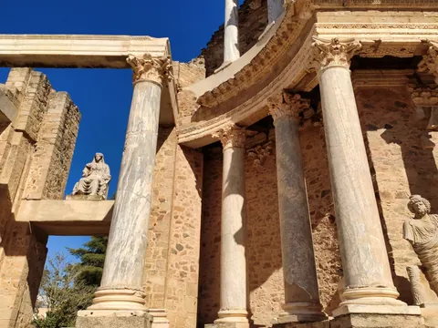 Visita guiada al anfiteatro y teatro romano de Mérida