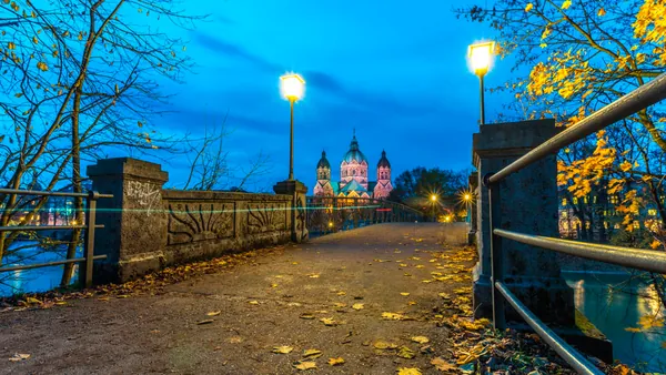 tour nocturno Múnich leyendas noche visita guiada Alemania Buendía tours