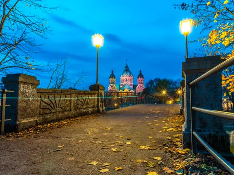 tour nocturno Múnich leyendas noche visita guiada Alemania Buendía tours