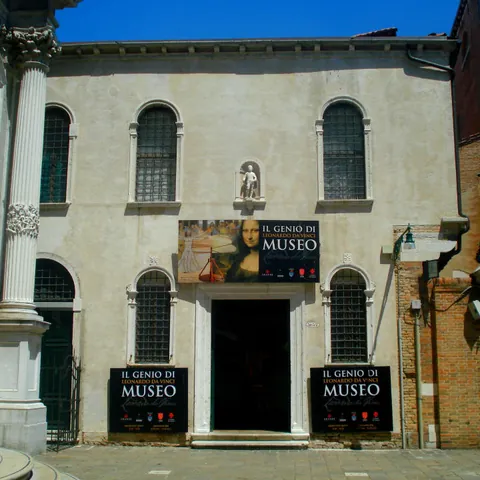 Entrada al Museo Leonardo Da Vinci