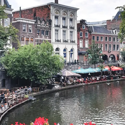 Canales de Oudegracht Utrecht Países Bajos