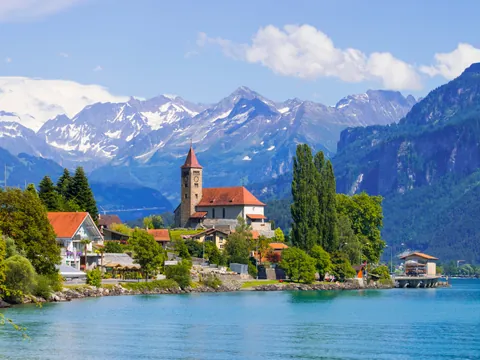 tour-riviera-suiza_excursion-desde-ginebra_montreux_buendia.jpg