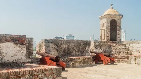 tour privado Cartagena Indias Muralla Castillo San Felipe Barajas Colombia