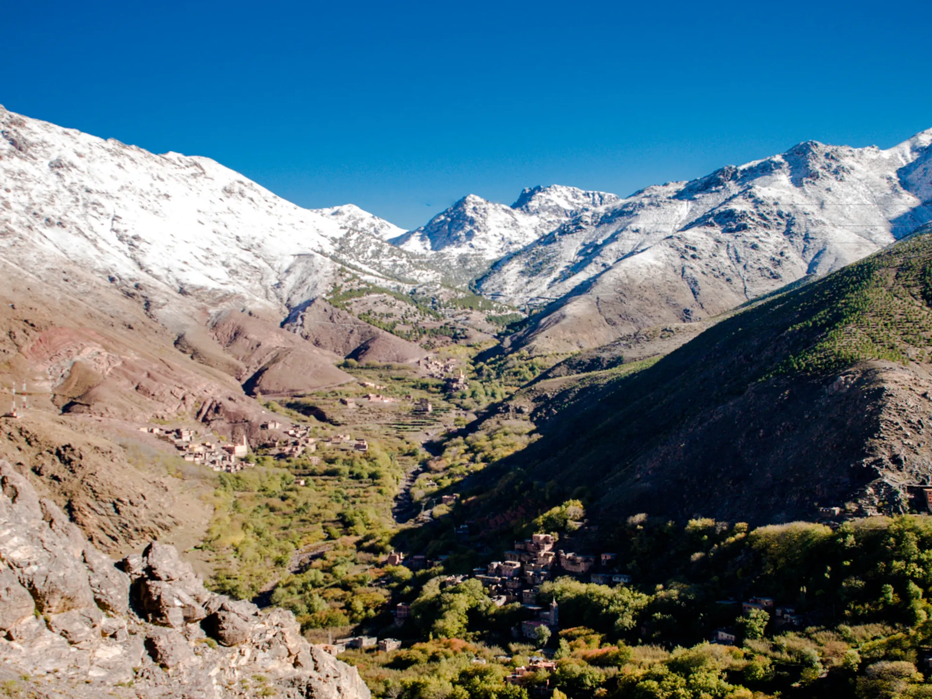 Vista del Valle de Ourika - Los Tres Valles - Alrededores de Marrakech - Qué ver en Marrakech - Guía de Viajes Marrakech - Buendía