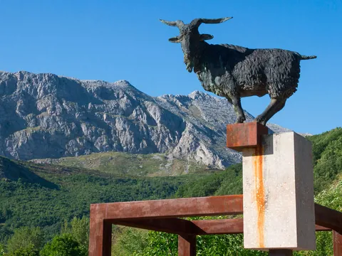 excursión visita guiada Cuevas Valporquero León Castilla León