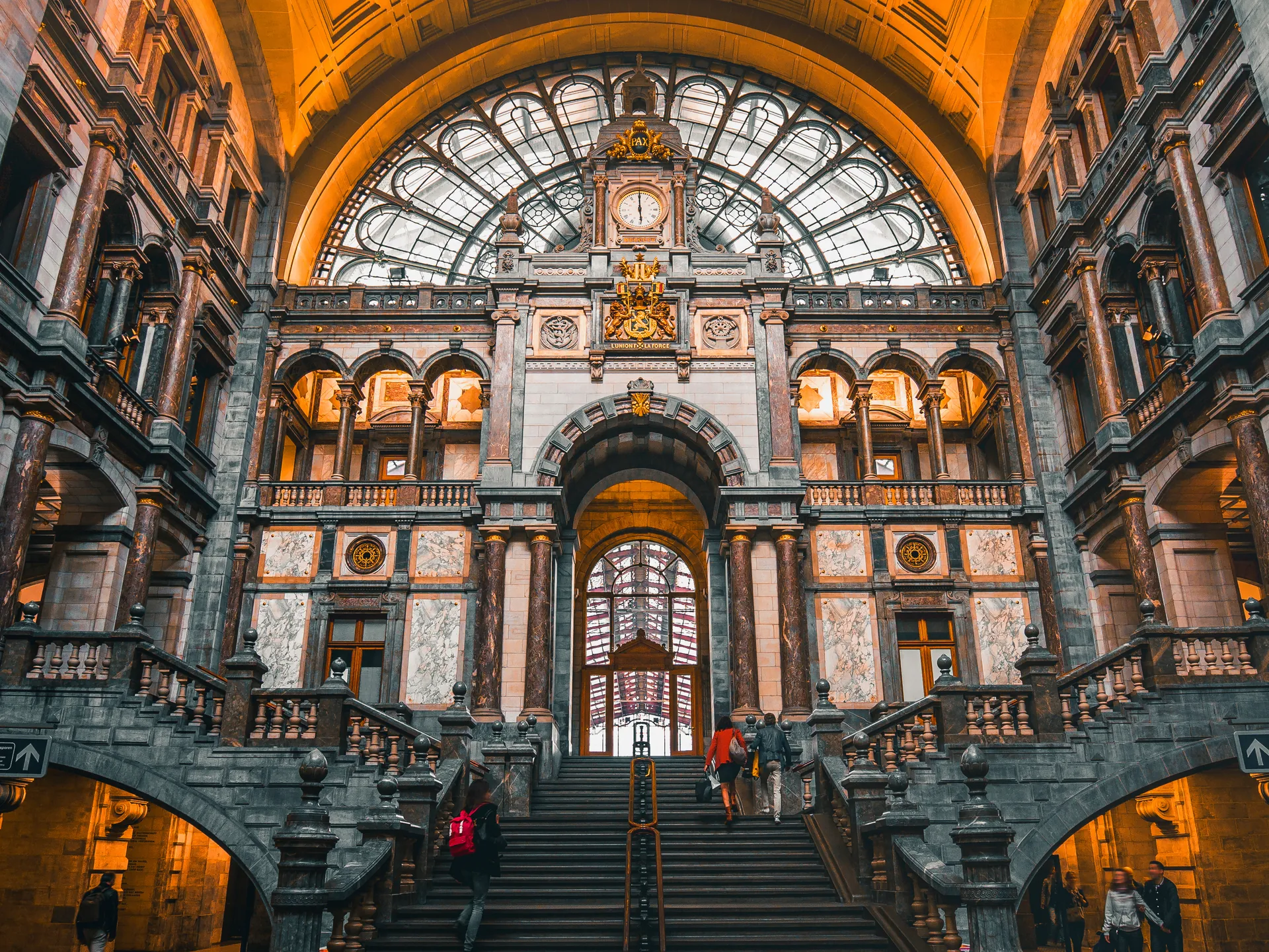 Estación de tren de Amberes, Bélgica