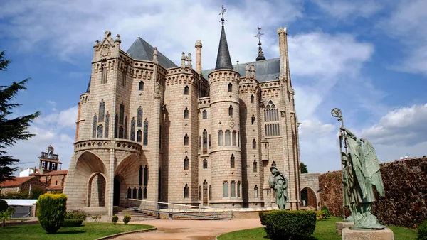 visita guiada Palacio Episcopal Astorga Castilla León