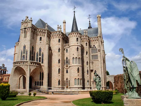 visita guiada Palacio Episcopal Astorga Castilla León