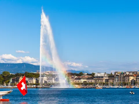 excursion-annecy_visita-guiada-ginebra_suiza_francia_buendia (7).jpg